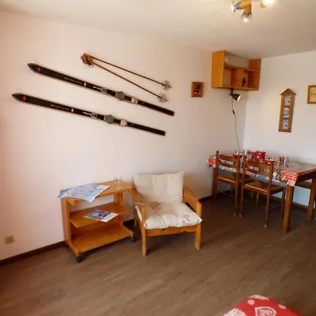 Apartment Chaleureux 2 Pieces Avec Terrasse - 4 Pers, Animaux Admis - Fr-1-594-146